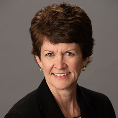 Marian-Spicer-meet-team