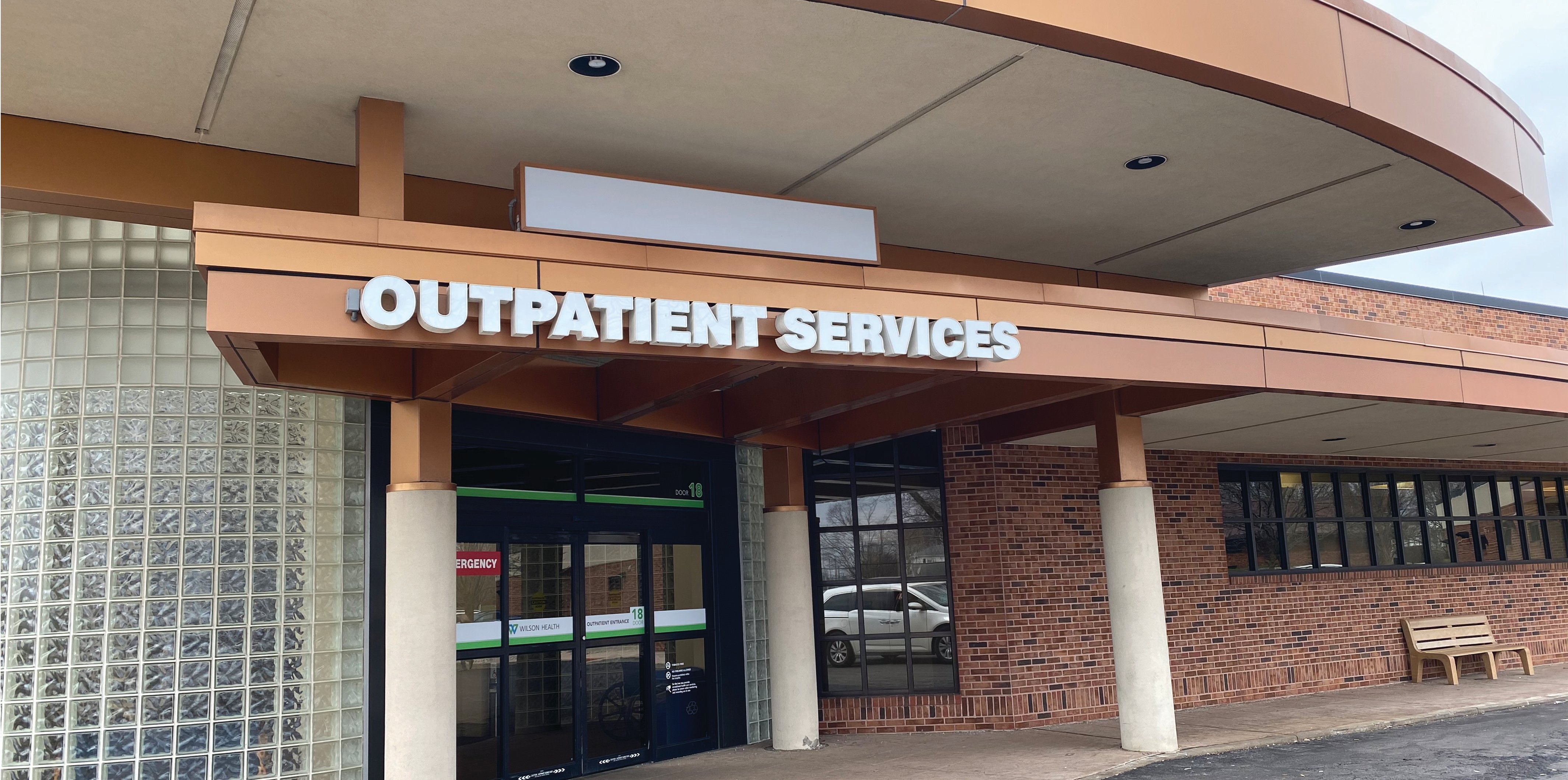 Outpatient Services Entrance 4256x2118
