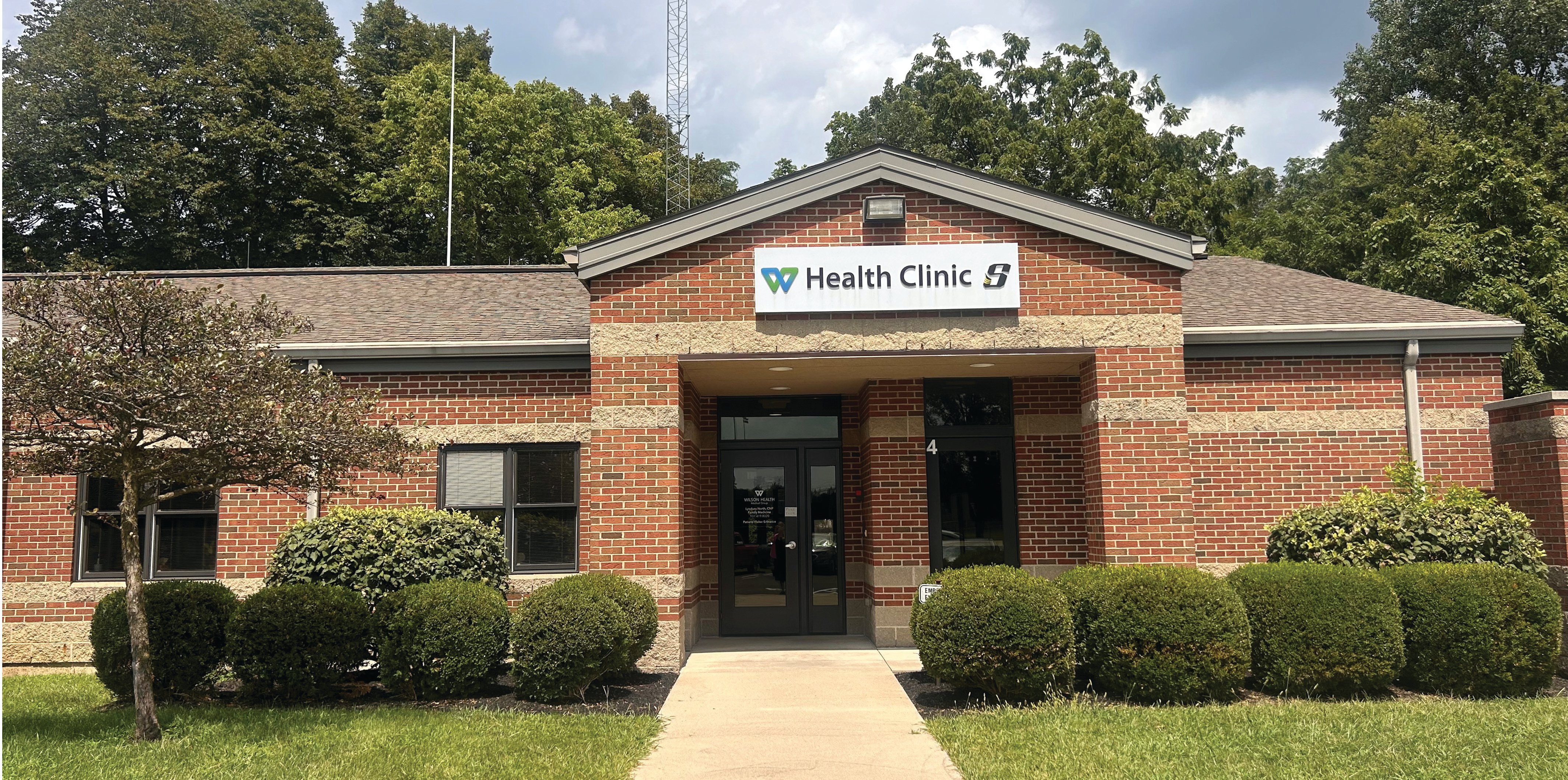 Sidney WH Clinic entrance 4256x2118